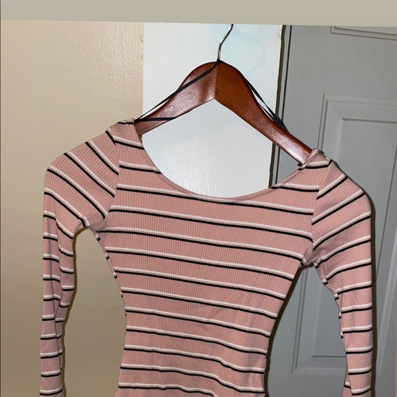 Clothes - Picture 10 of 15